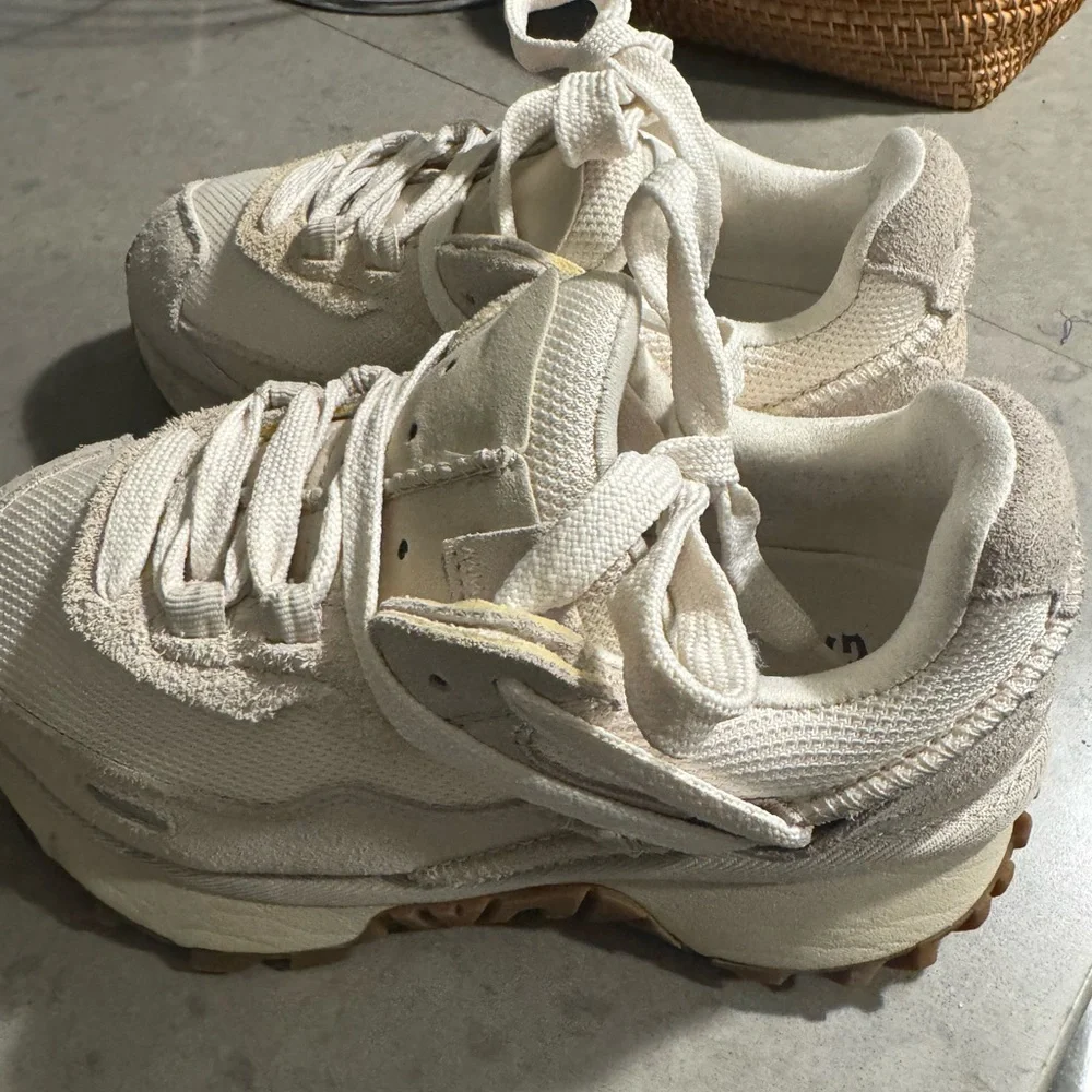 uggsSneakers - Picture 2 of 12